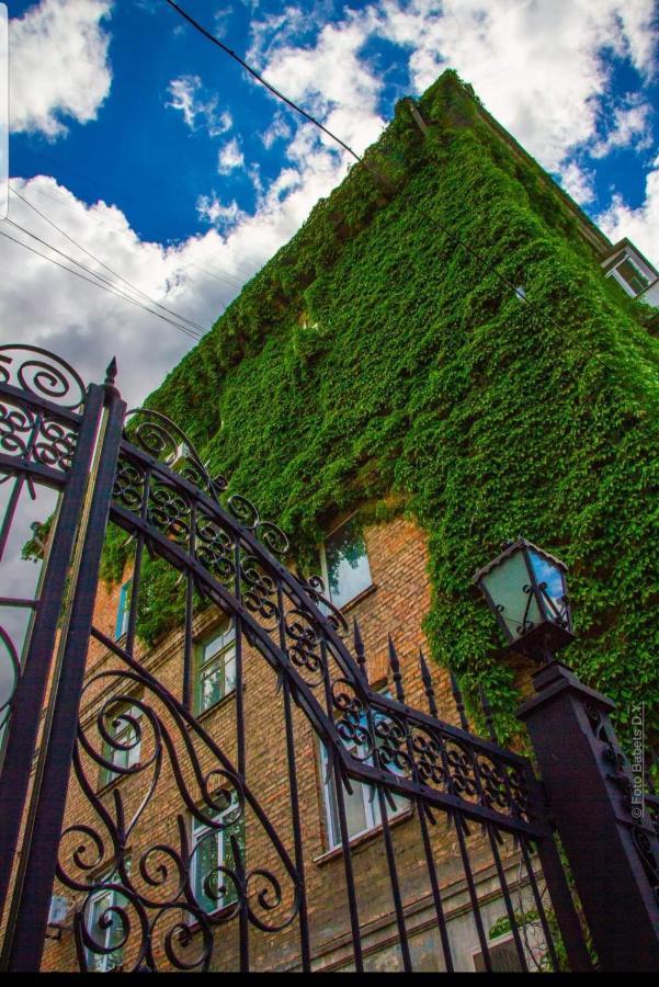 Apartment New York Street Kremenchuk Bagian luar foto