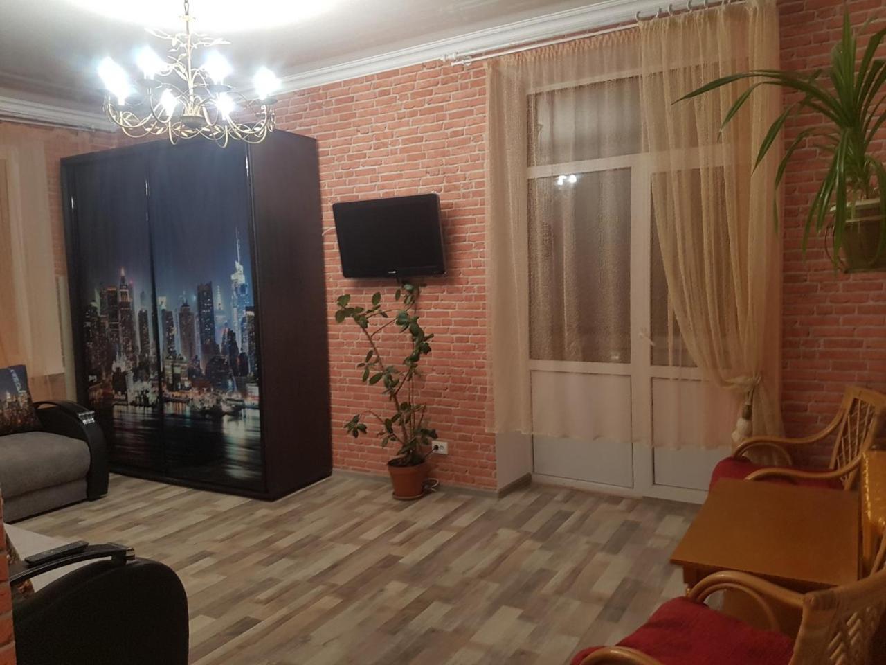 Apartment New York Street Kremenchuk Bagian luar foto